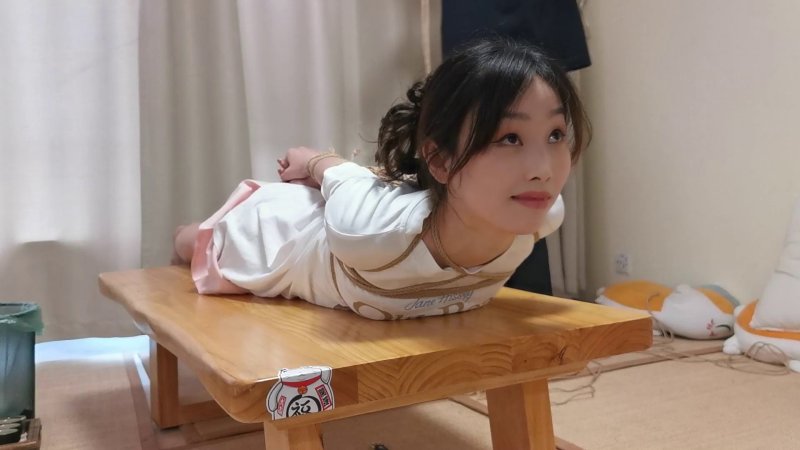 225501x9189elvy2qy11ny.jpg